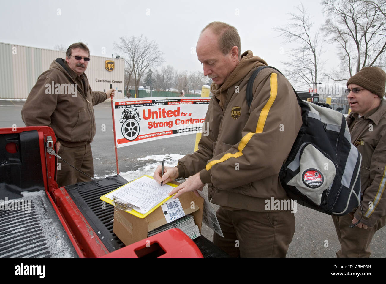 I lavoratori UPS campagna per un buon contratto Foto Stock