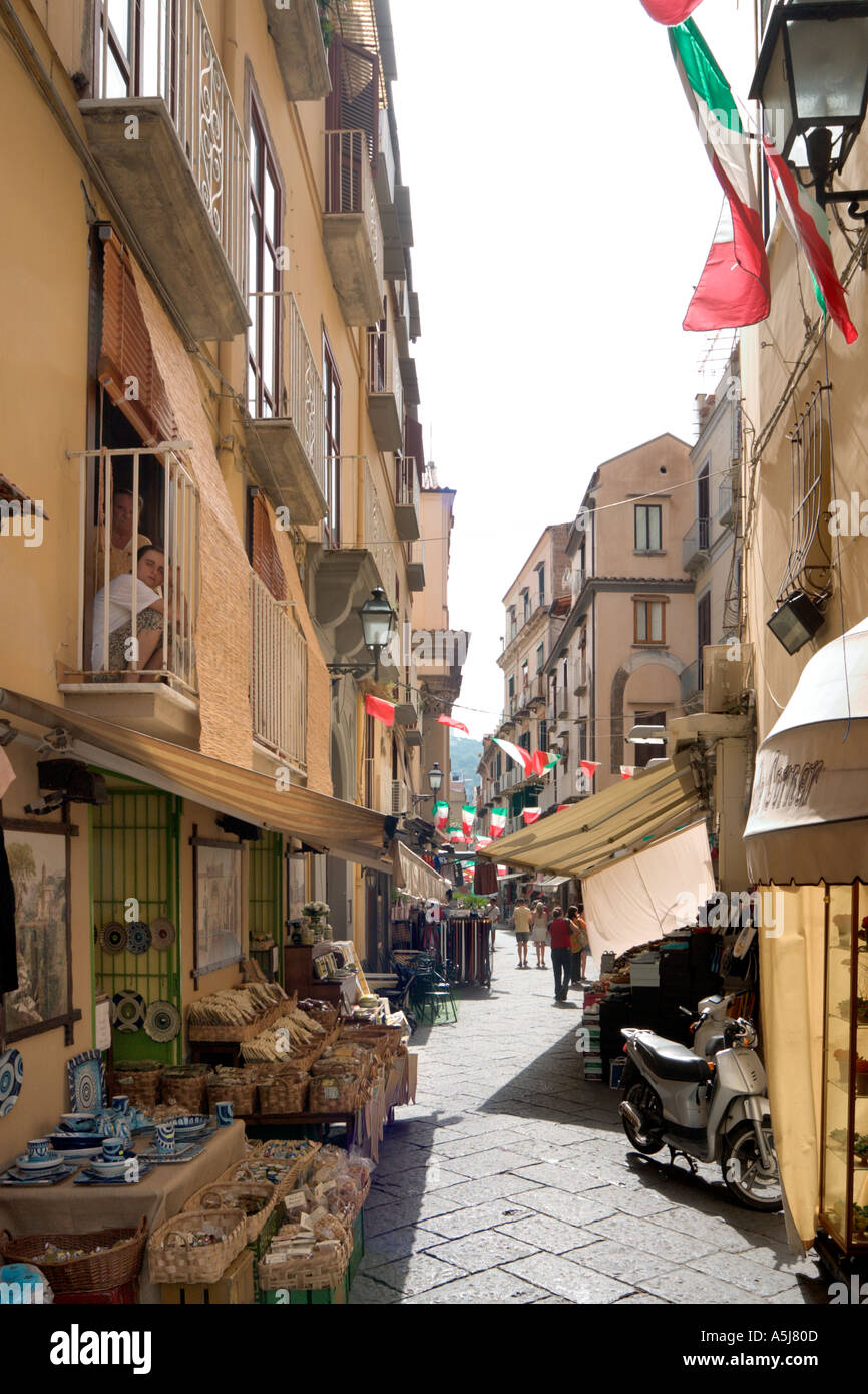 Negozi nel centro storico di Sorrento, Riviera Napoletana, Napoli, Italia Foto Stock
