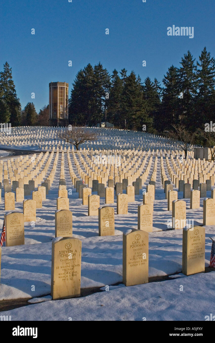 Veterani militari cimitero di Evergreen Cimitero Washelli Seattle nello Stato di Washington STATI UNITI D'AMERICA Foto Stock