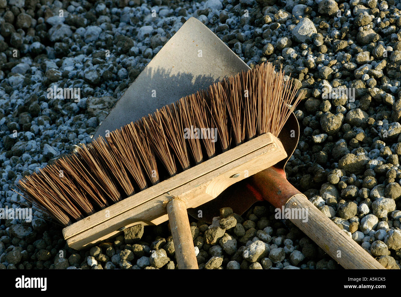 Besom una pala Foto Stock