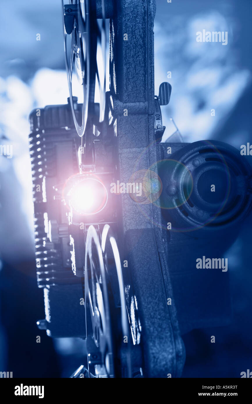 Vecchio proiettore video riproduzione di film Foto Stock