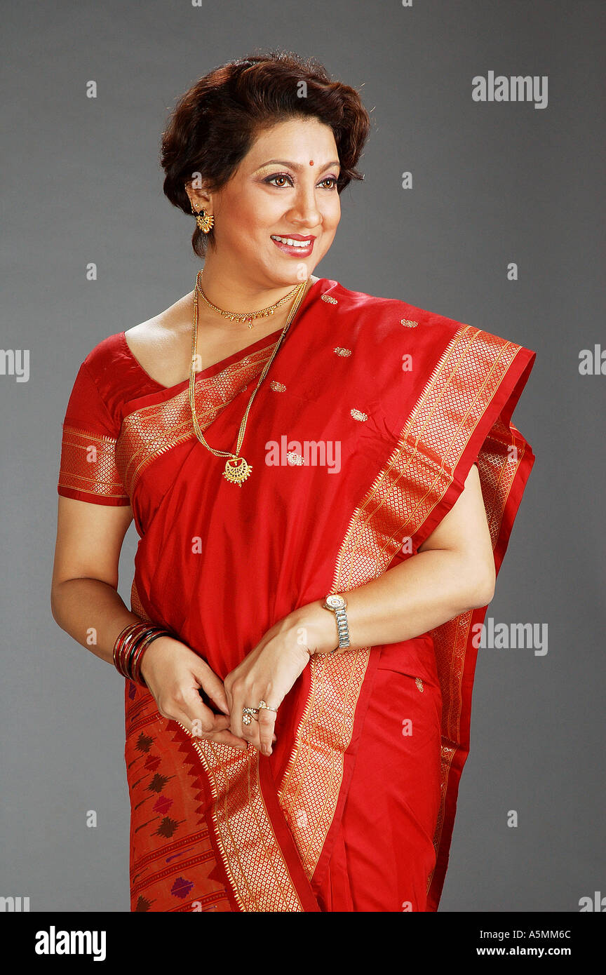 South Asian Le donne indiane bollywood stage e TV artiste Foto Stock