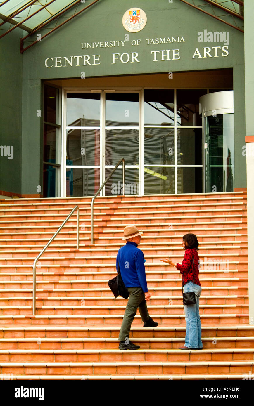 L'ingresso alla scuola delle arti Campus presso l Università della Tasmania Foto Stock