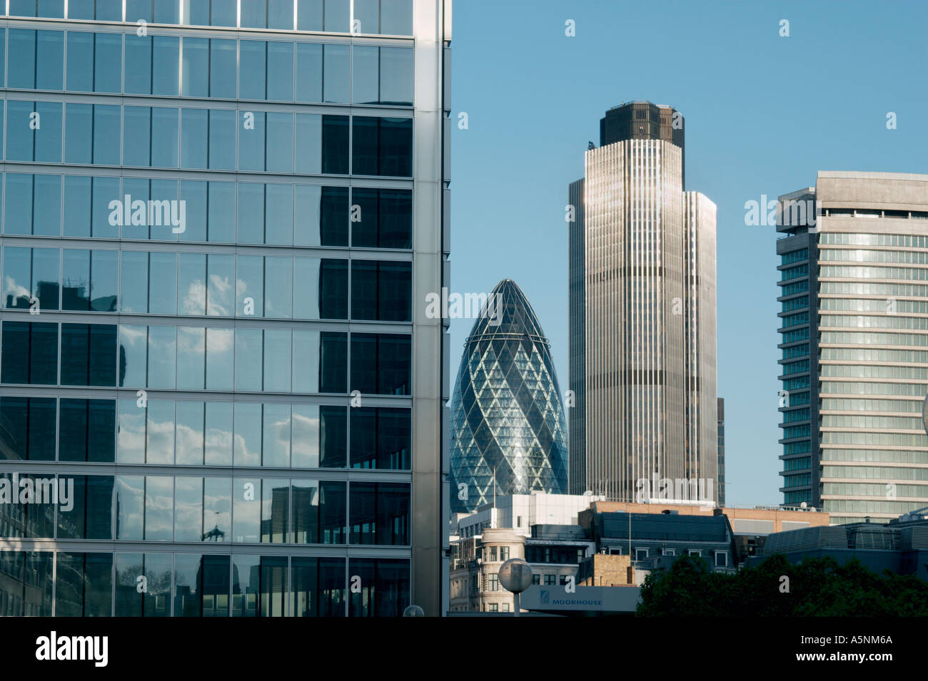 Città edifici per uffici a Londra England Regno Unito Foto Stock