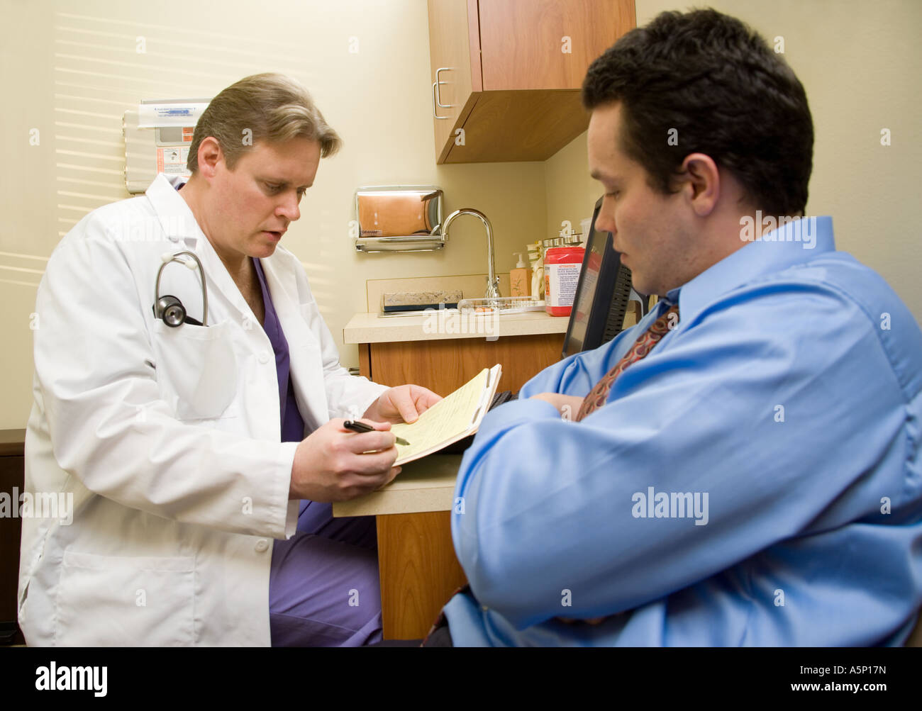 Medico recensioni mediche del paziente storia grafico. Foto Stock