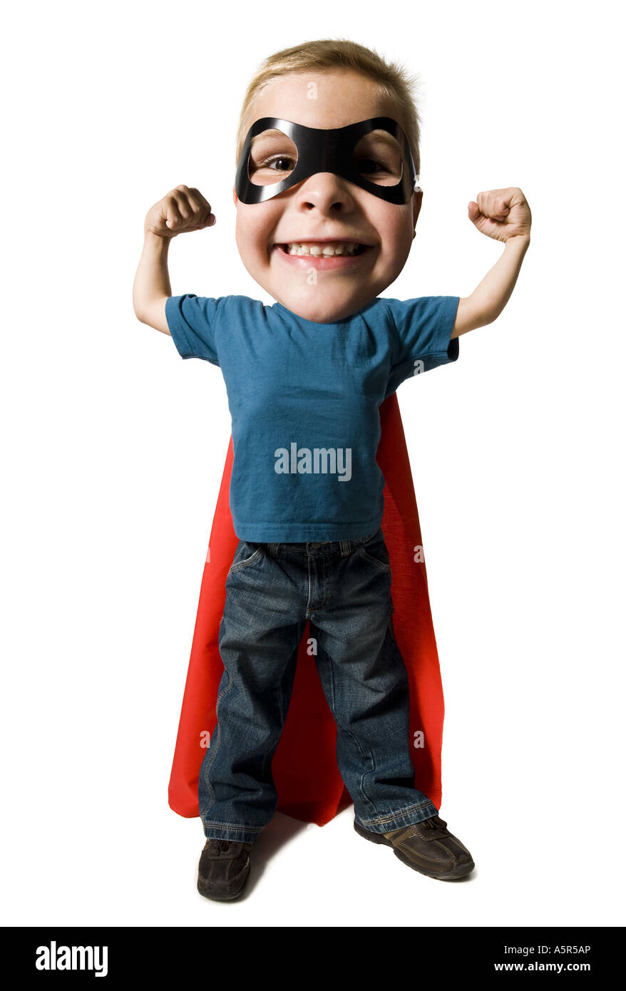 La caricatura del ragazzo con maschera e mantello Foto Stock