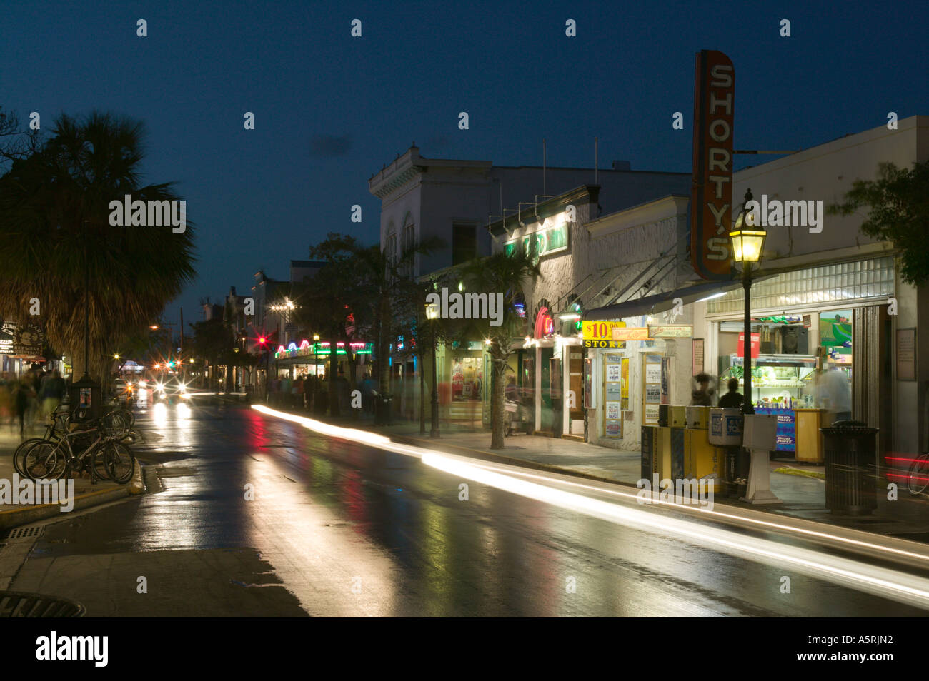 Duval Street di notte Key West Florida Foto Stock