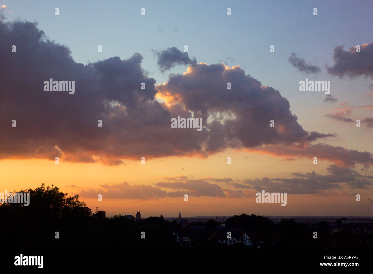 Nuvole al tramonto Foto Stock