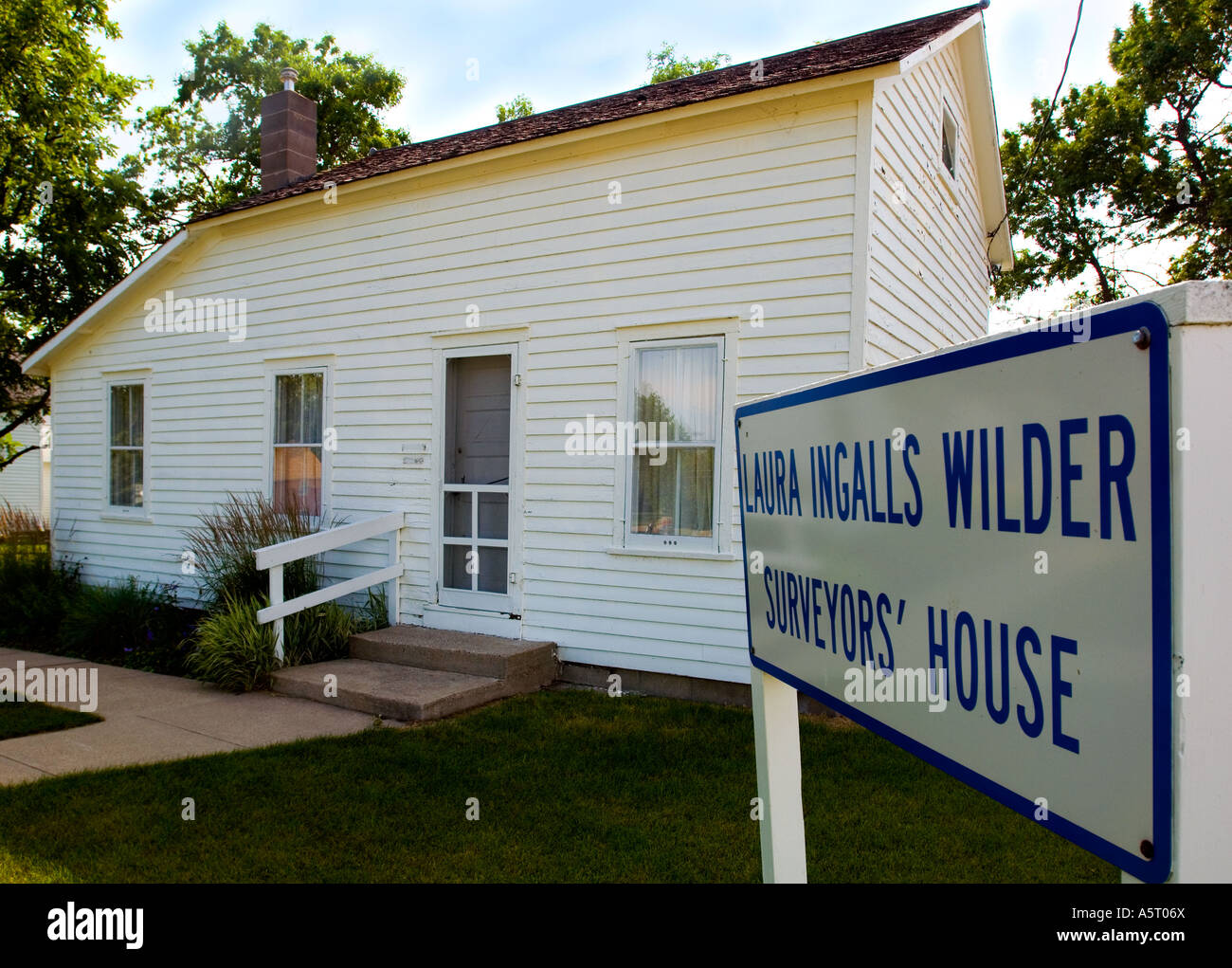 I Geometri casa dove Laura Ingalls Wilder e la sua famiglia hanno trascorso la loro prima stagione invernale in De Smet Dakota del Sud Foto Stock