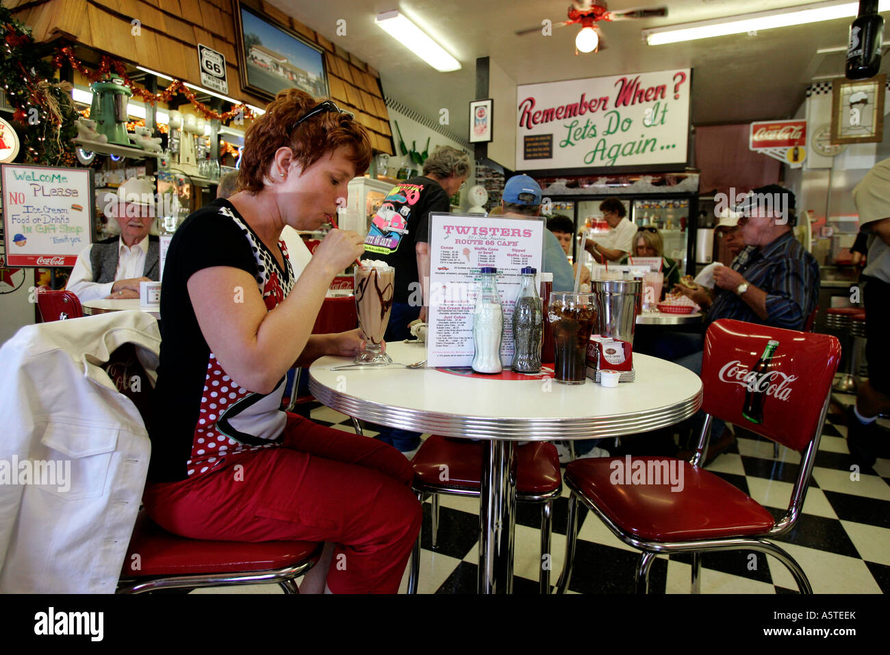 Noi WILLIAMS ritorcitoi una cena in stile anni cinquanta lungo la famosa Route 66 FOTO GERRIT DE HEUS Foto Stock