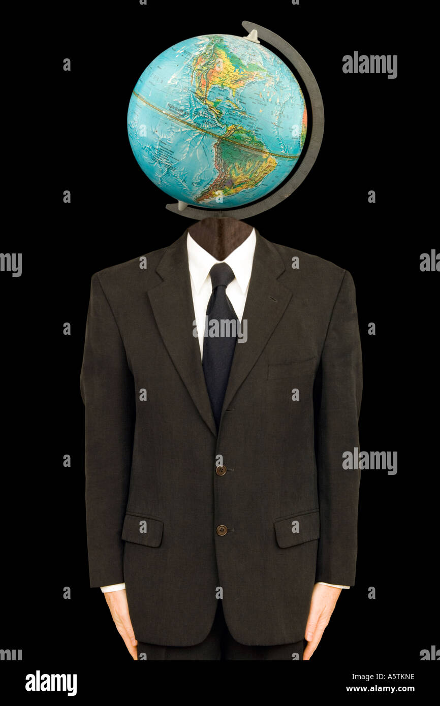 Imprenditore con un globo sulla sua testa business traveller globe trotter Foto Stock