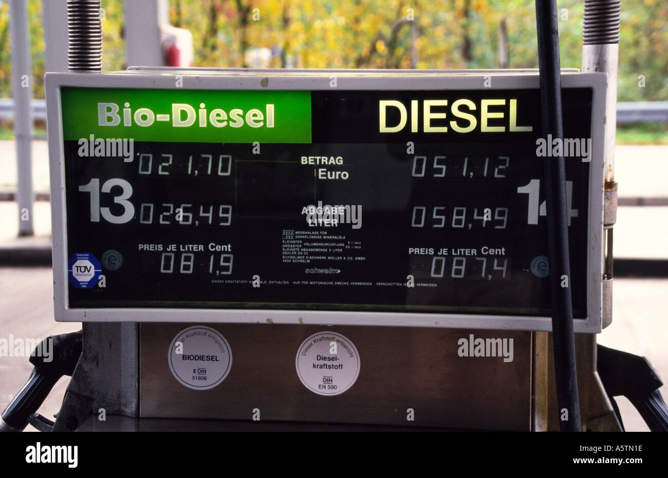 Stazione di riempimento per il diesel e biodiesel Foto Stock