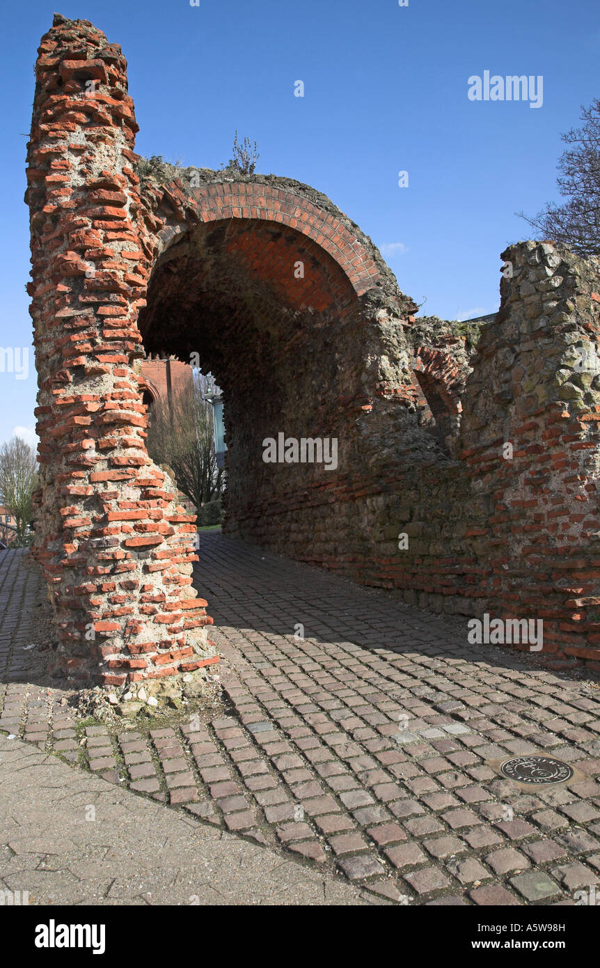 Roman Balkerne porta d'ingresso a Colchester, Essex, Inghilterra Foto Stock