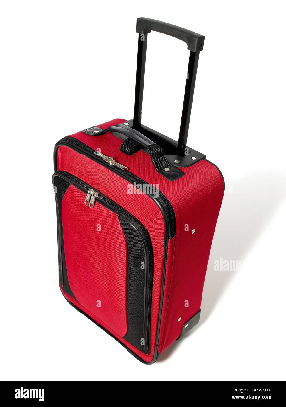 Red valigia viaggio viaggio portano sul sacchetto tira valise pernottamento custodia bagagli grip Foto Stock