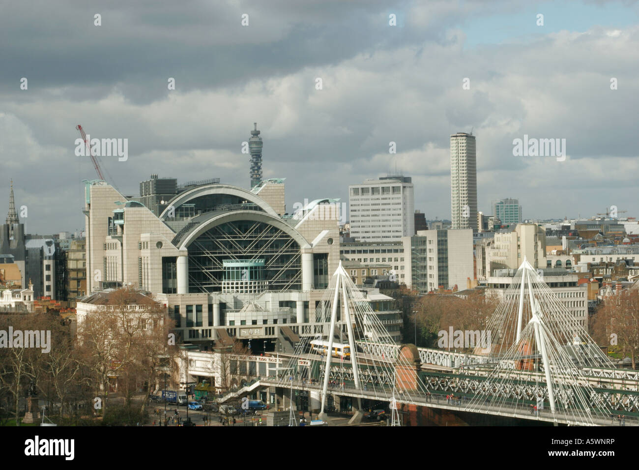 Stazione Ferroviaria di Charing Cross a Londra. Foto Stock