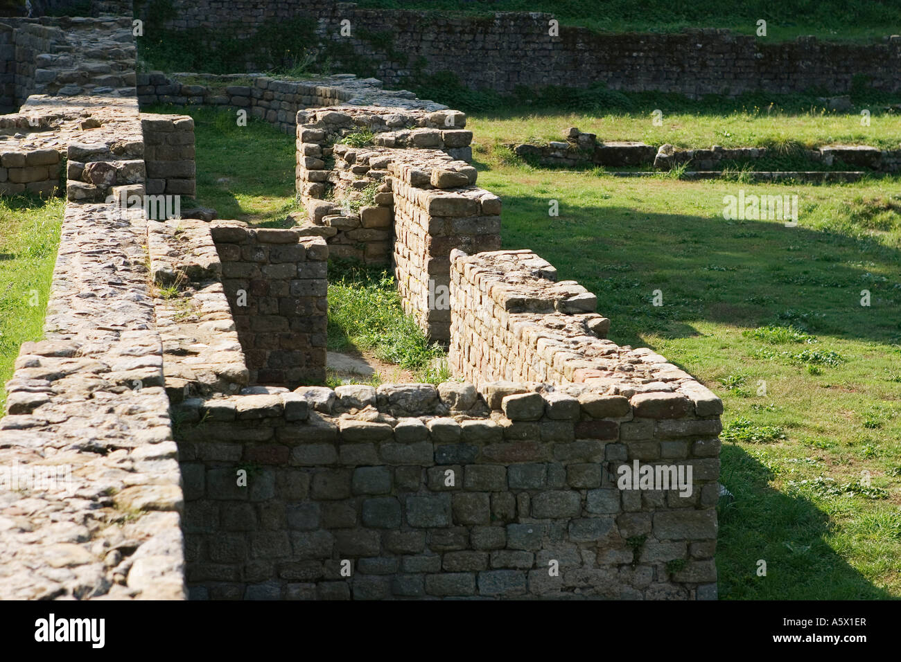 Le rovine delle terme di epoca romana nel Parco Archeologico di Fiesole Italia Ottobre 2006 Foto Stock