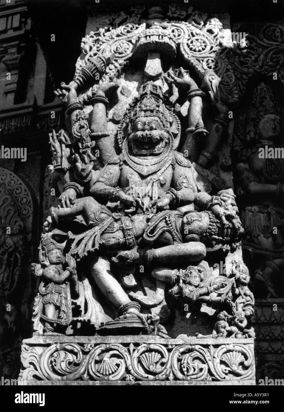 La scultura in pietra di Narasimha India Foto Stock