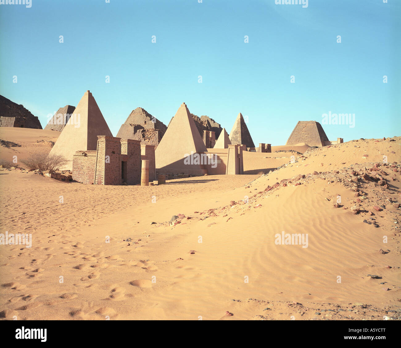 Piramidi di Meroe, Sudan Foto Stock