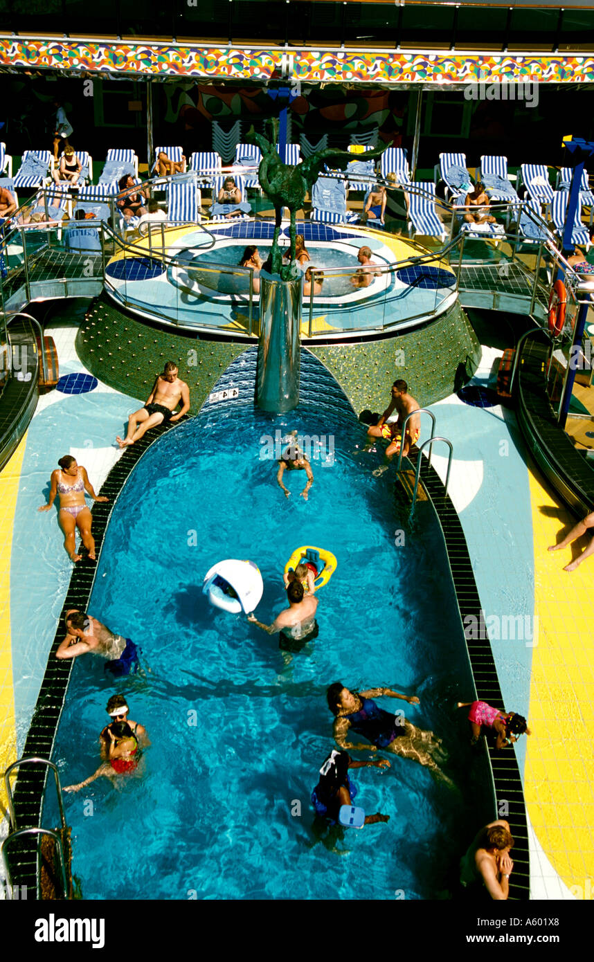 Caraibi nave da crociera Carnival Spirit Foto Stock