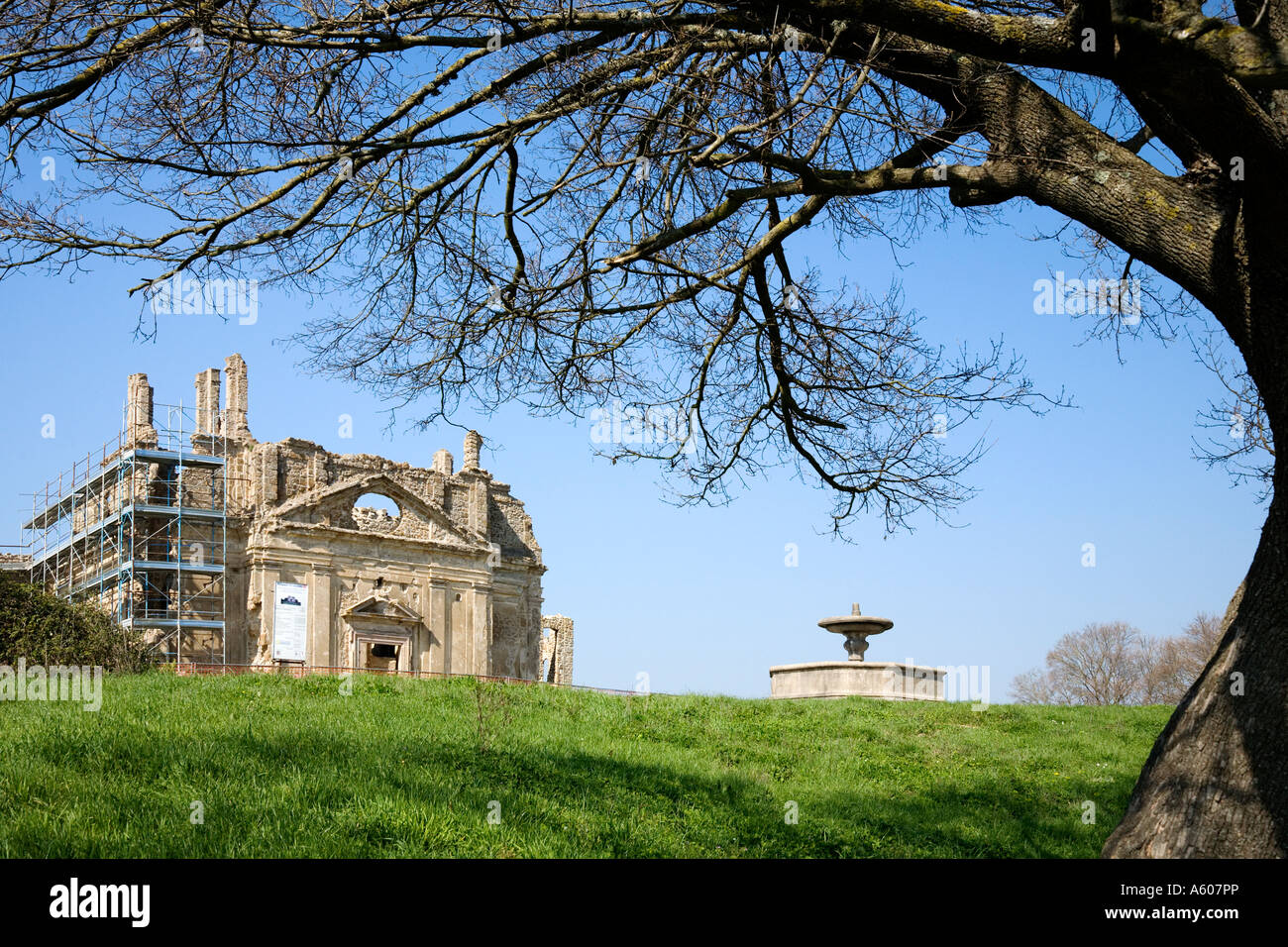 Chiesa e convento di San Bonaventura a Canale Monterano, Italia Foto Stock