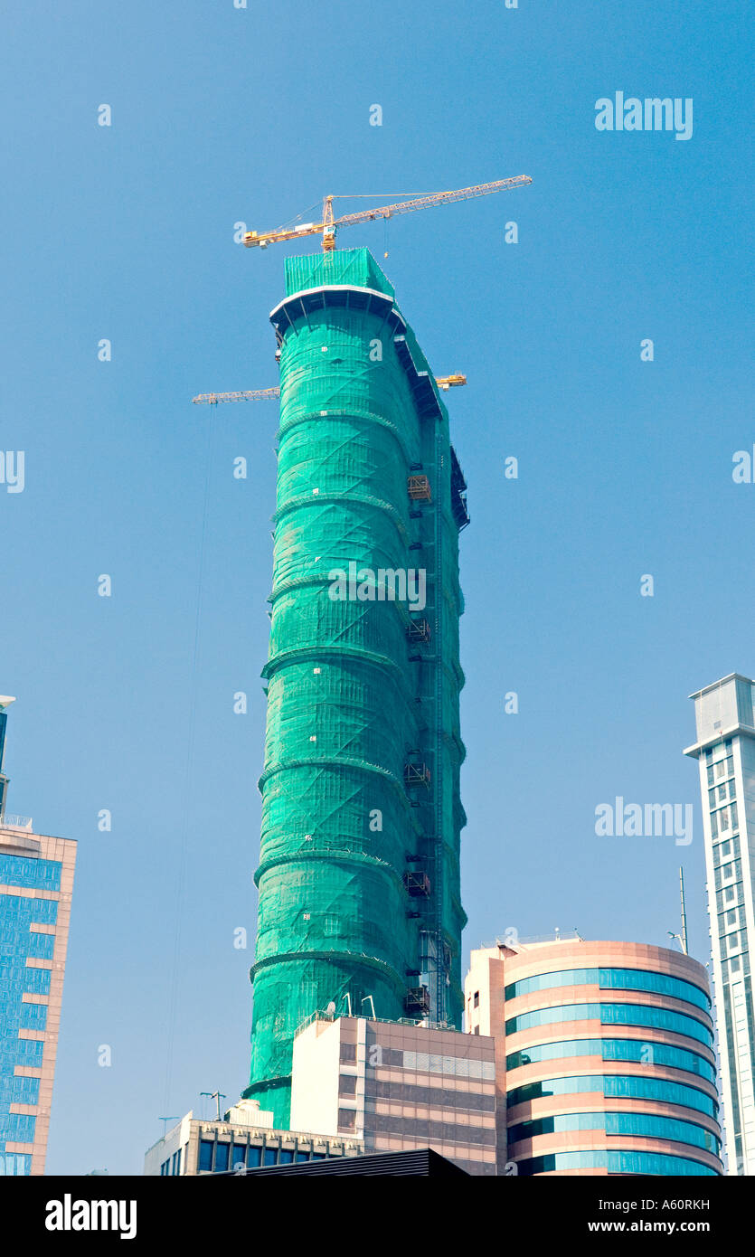 Hong Kong, Cina. La Strada di Hanoi alto progetto in costruzione dic. 2006. Impalcature di bambù. Tsim Sha Tsui, Kowloon Foto Stock Hong Kong, Cina. La Strada di Hanoi alto progetto in costruzione dic. 2006. Impalcature di bambù. Tsim Sha Tsui, Kowloon Foto Stock