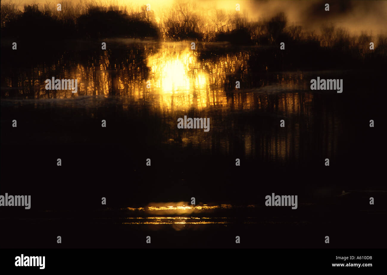 Tramonto riflesso in inverno Lago Anglezarke Lancashire Foto Stock