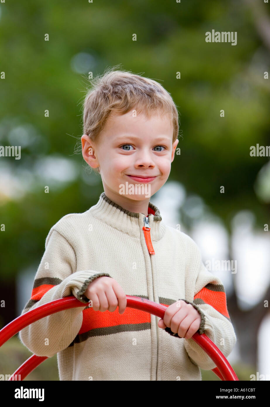 A cinque anni vecchio ragazzo Foto Stock