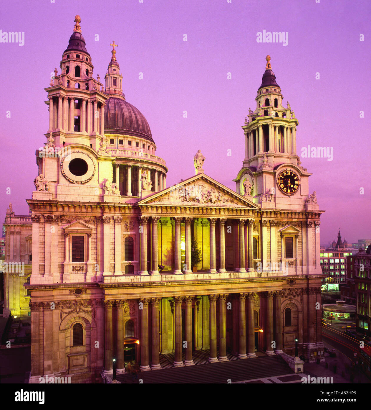 La facciata della chiesa, la chiesa di San Paolo, Londra, Francia, Europa Foto Stock