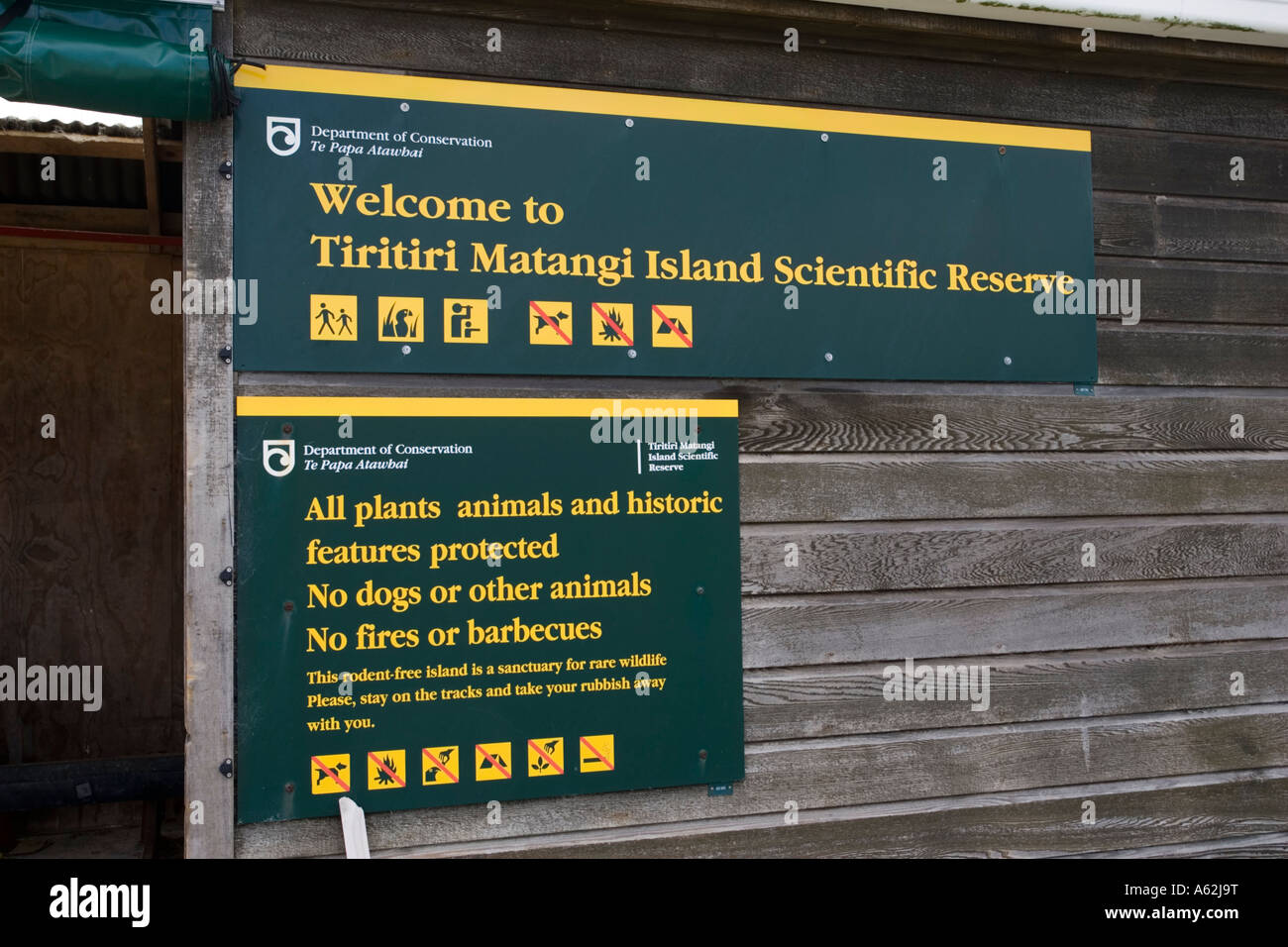 Benvenuto a bordo Tiritiri Matangi isola riserva scientifica Isola del nord della Nuova Zelanda Foto Stock