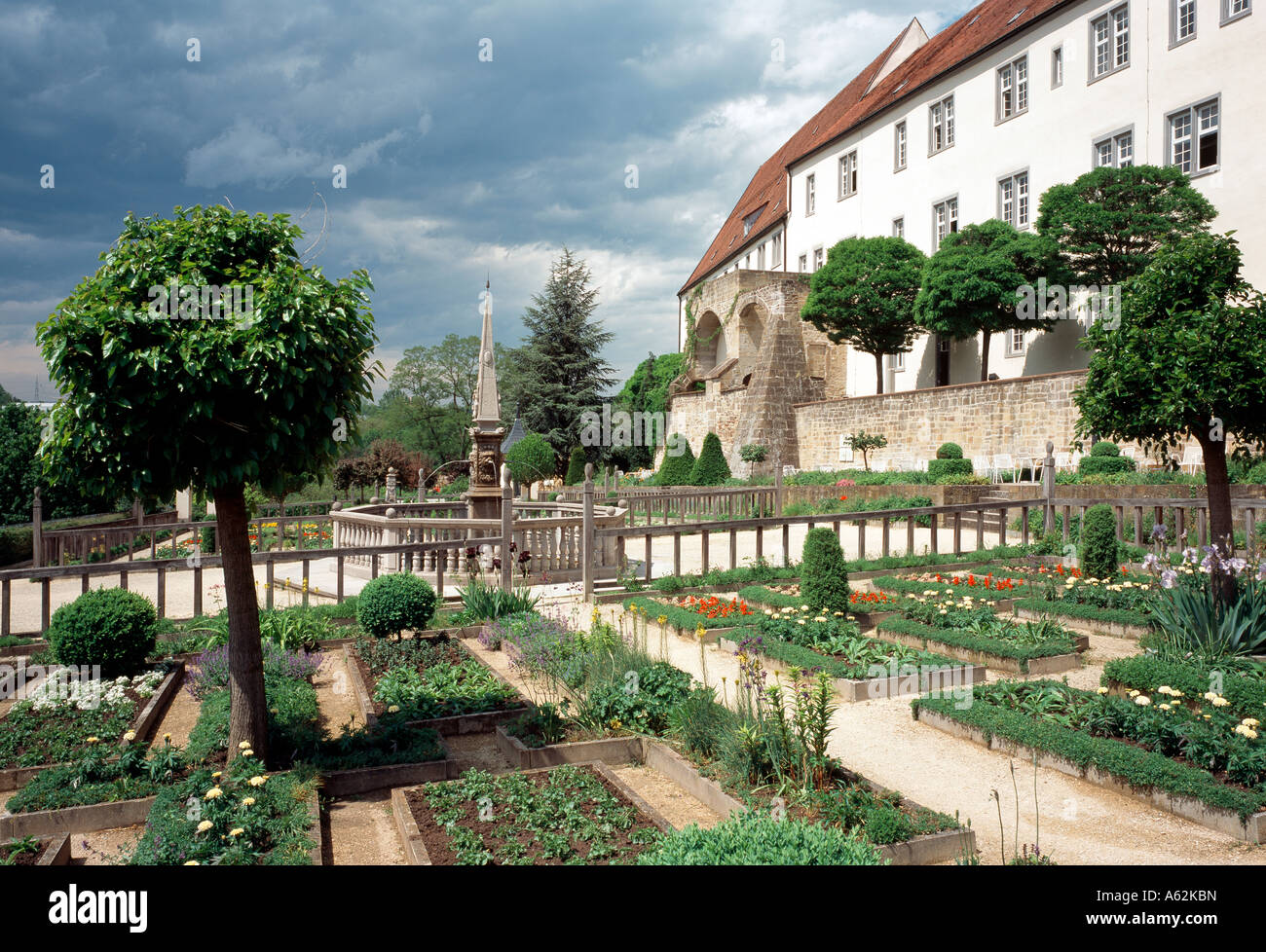 Leonberg, Pommeranzengarten, Blick vom Garten auf das Schloss Foto Stock