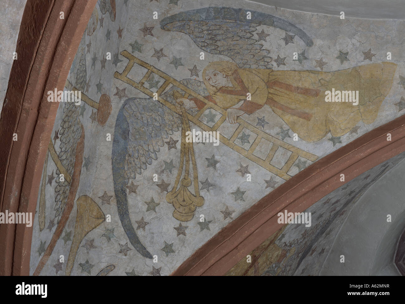 Püttlingen, Ortsteil Kölln, San Martino, Evangelische Chiesa Martinskirche, Chorfresko: Engel mit Weihrauchfass und Leiter Foto Stock