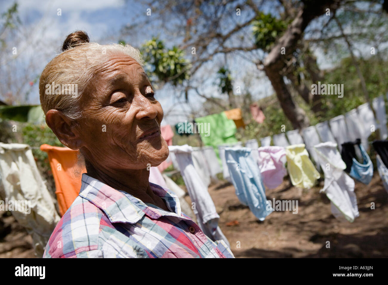 Brunhilda Hernandez la matriarca Isla San Fernando aka Elvis Chavarria Solentiname Islands Nicaragua Foto Stock