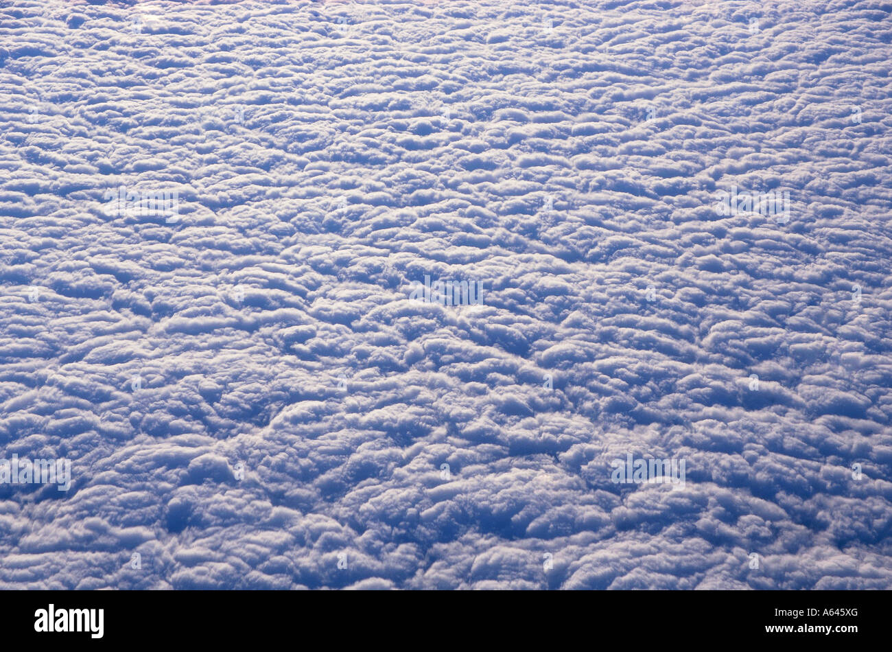Vista dall'aereo a nuvole Foto Stock