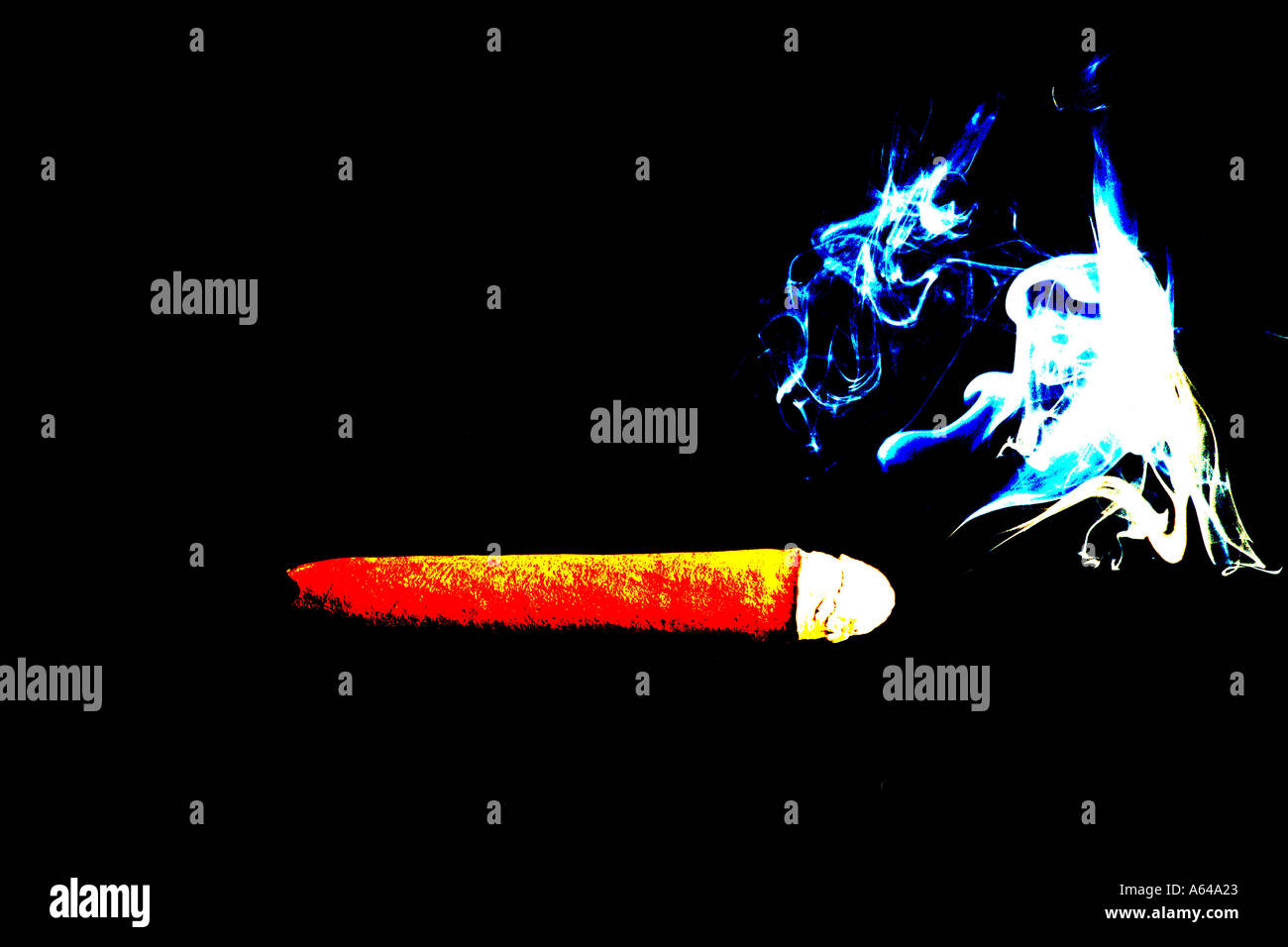 Il sigaro al fumo di tabacco fumo fumatore Foto Stock