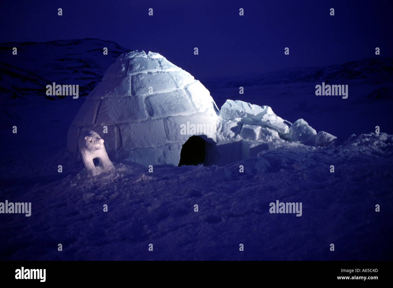 Igloo Nunavik Kangiqsujuaq Québec Nord Foto Stock