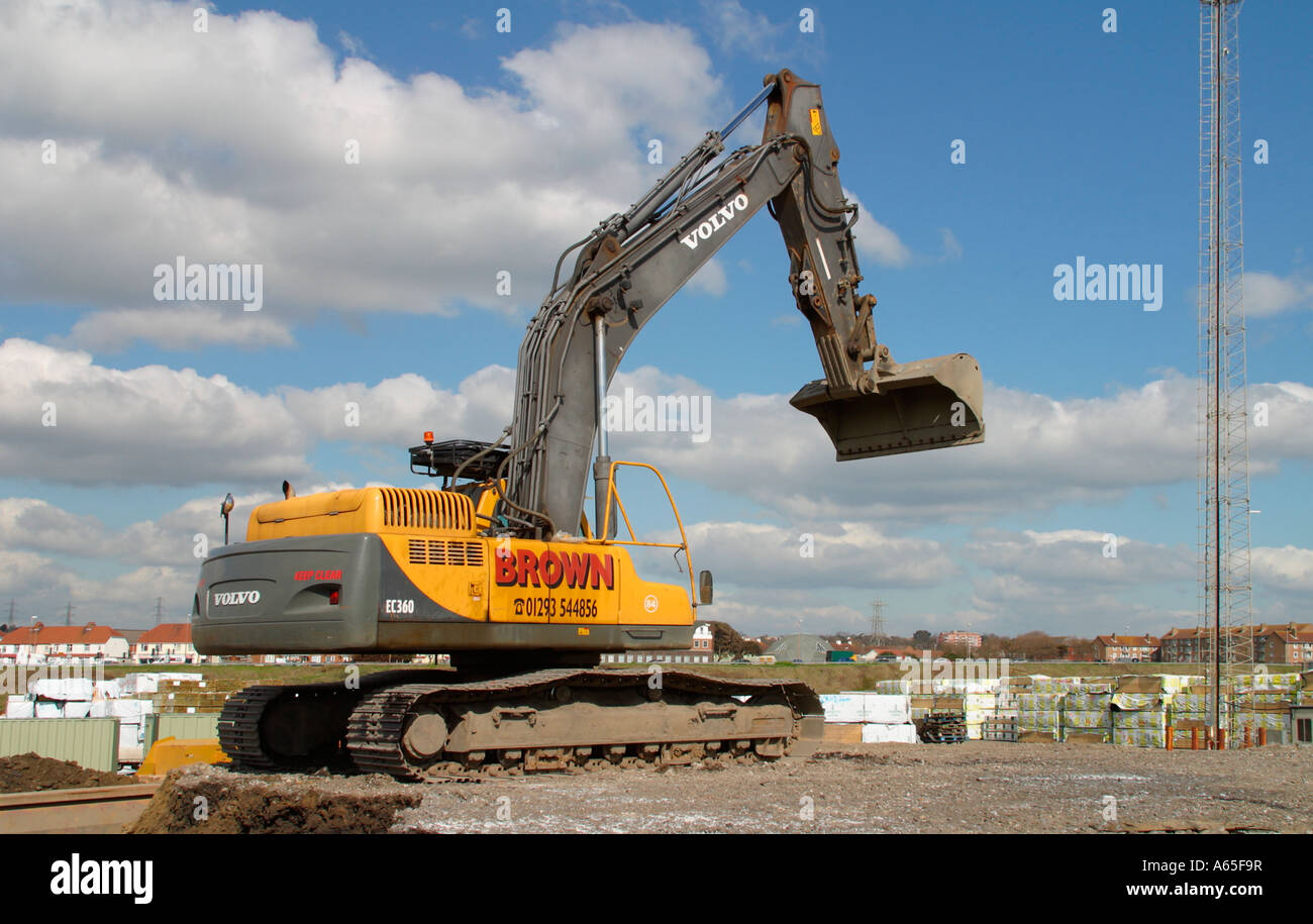 Volvo EC360 Escavatore cingolato sul sito in costruzione nel Sussex, Regno Unito Foto Stock