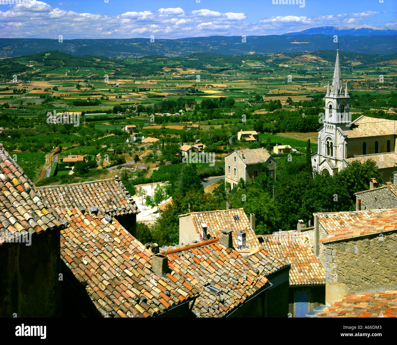 FR - Provence: villaggio di Bonnieux Foto Stock