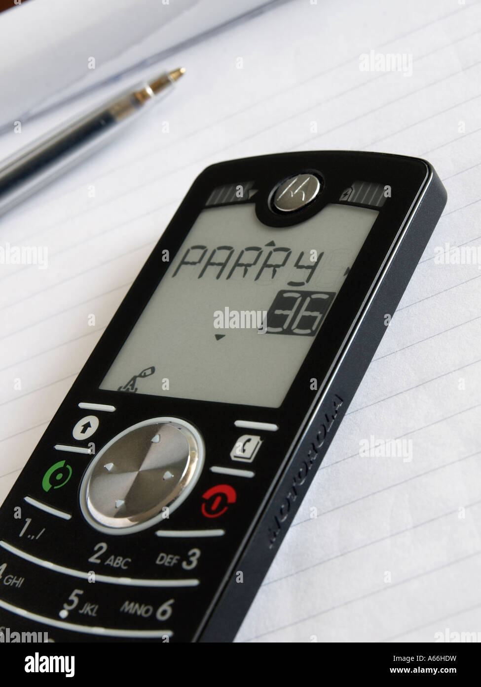 Motorola basso costo ultra sottile MOTOFONE F3 è un rivoluzionario e-ink display che è facile da leggere anche alla luce diretta del sole Foto Stock