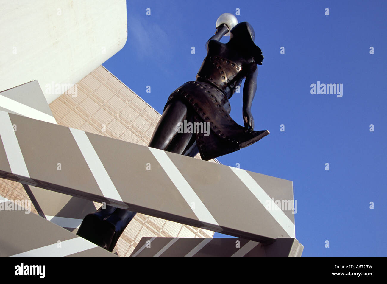 Una delle statue di Hong Kong di Viale delle Stelle per commemorare le regioni industria cinematografica su Kowloon Waterfront Foto Stock