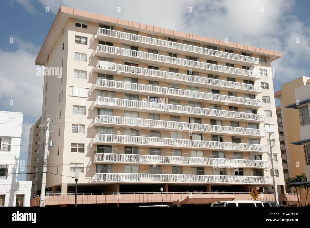 Miami Beach Florida, South Beach, Ocean Drive, Presidential Condominiums, edificio, balconi, design, costruito 1970, visitatori viaggio viaggio turistico tour Foto Stock