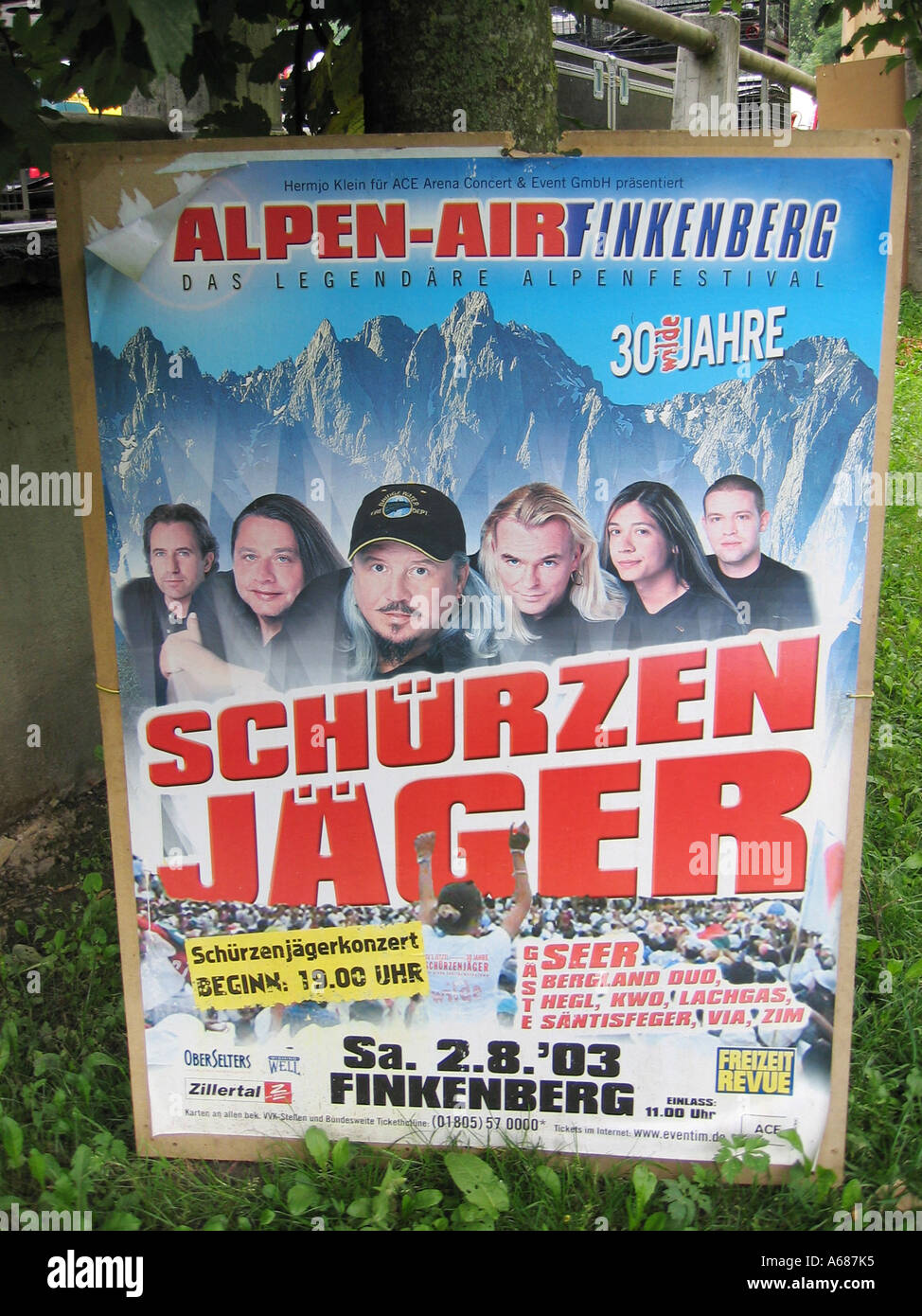 Poster pubblicitari Schurzenjager massiccia open air concerto di giubileo in Finkenberg Austria nel mese di agosto 2003 Foto Stock