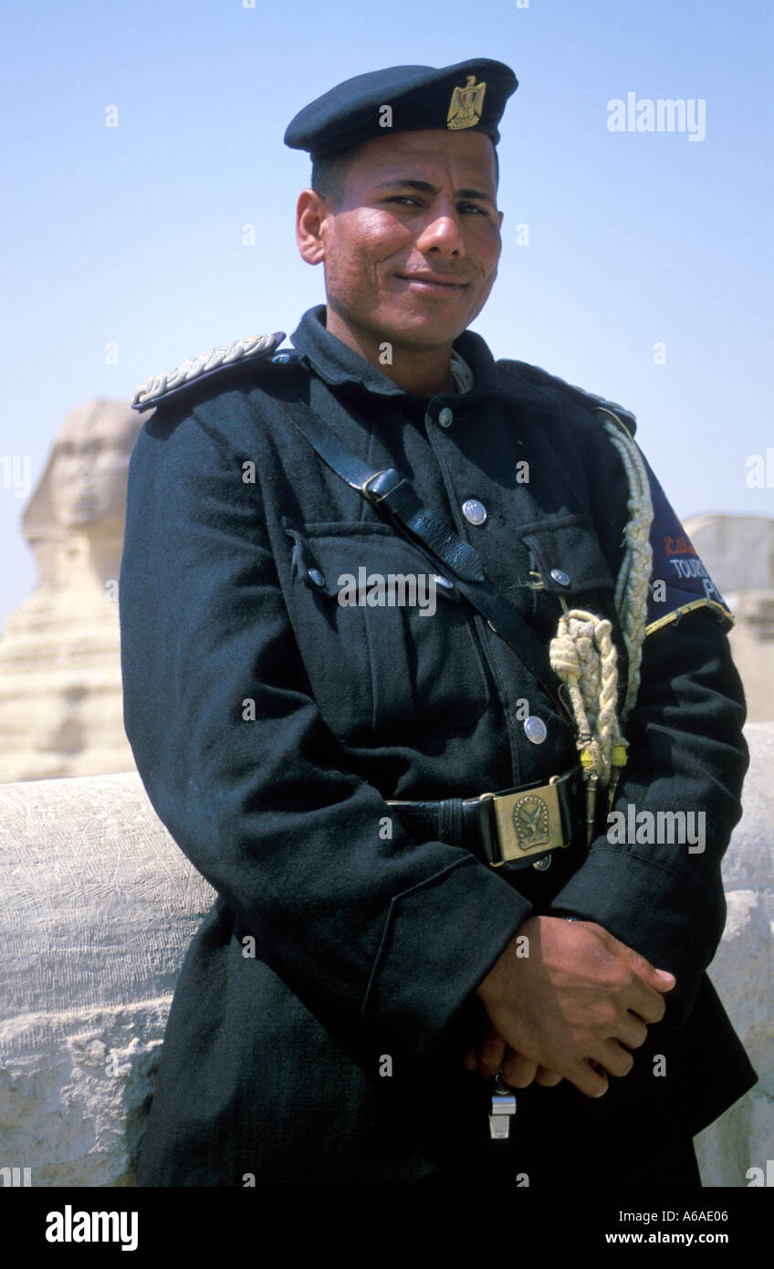 Egitto Cairo Giza poliziotto turistico Foto Stock