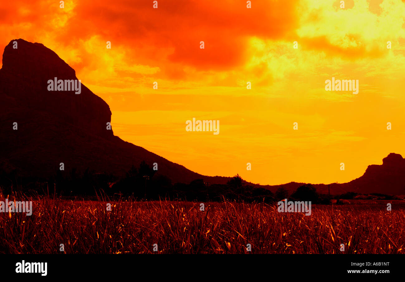 Paesaggio di montagna con "King Kong" e il suo leader di lady - Maurizio Foto Stock