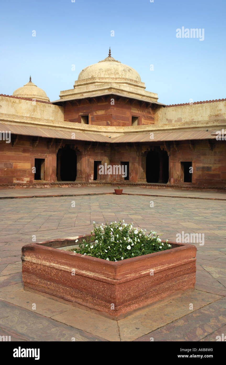 Jodhabai s cortile del palazzo del XVI secolo la città fantasma complesso Fatehpur Sikri Agra costruito dal grande Moghal Imperatore Akbar India Foto Stock