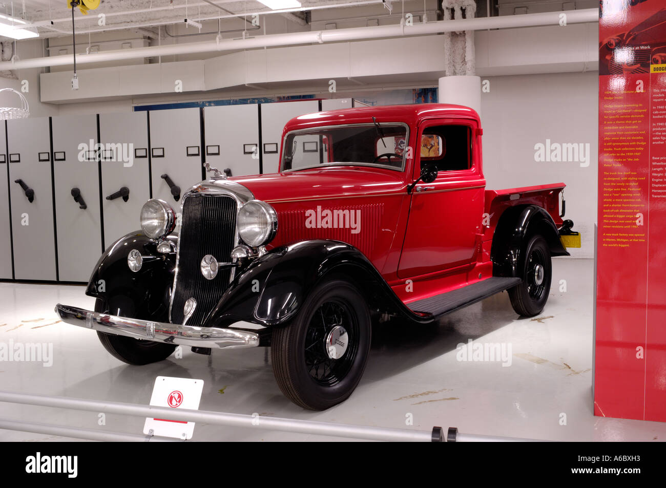 1940 Dodge pickup truck presso la Walter P Chrysler Museum di Auburn Hills Michigan Foto Stock