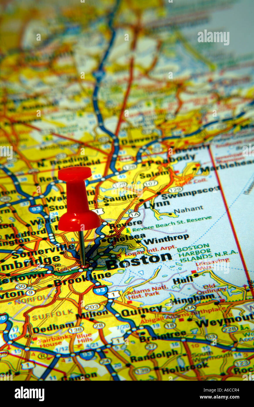 Mappa perno rivolto a Boston , Massachusetts , USA , su una mappa stradale Foto Stock