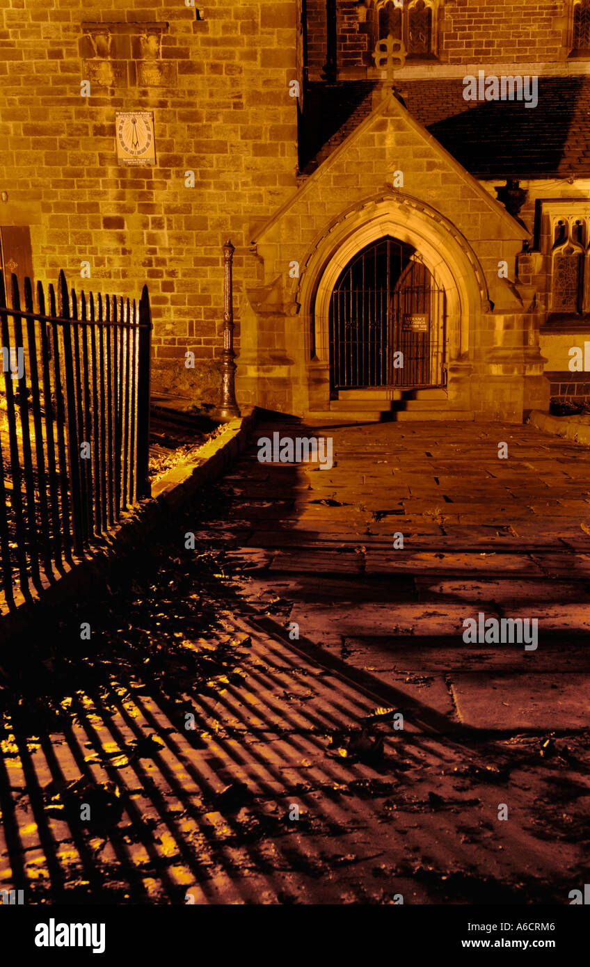 Haworth Chiesa Parrocchiale, West Yorkshire, associato con il priorato che fu la casa della famiglia di Bronte Foto Stock