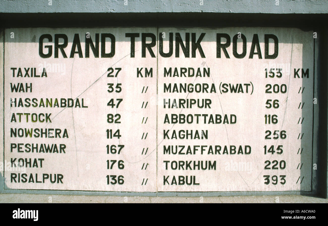 Il Pakistan Rawalpindi Grand Trunk Road Milestone Foto Stock