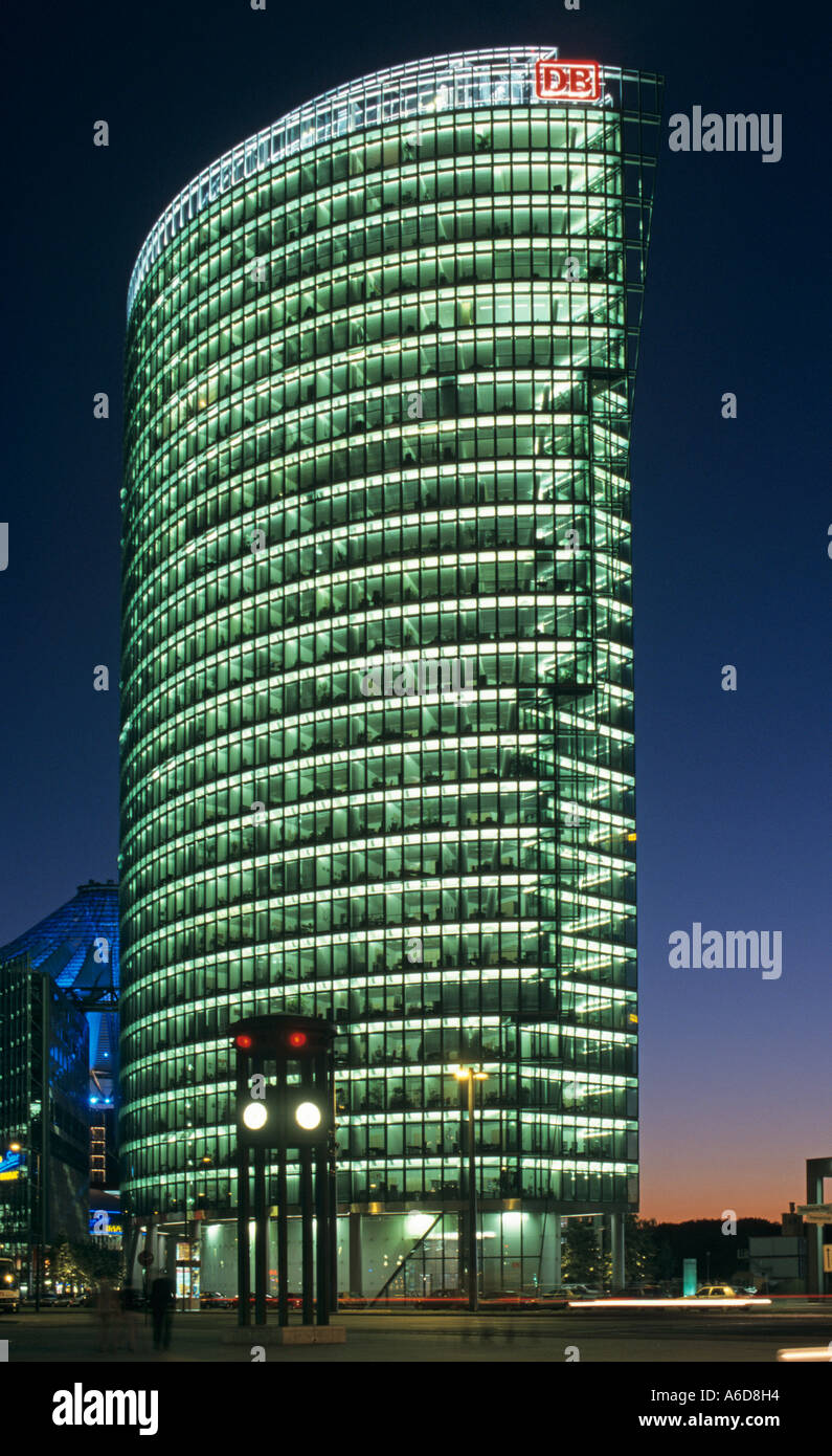 Europa Germania Deutschland Berlin Mitte Potsdamer Platz Sony Center Architekt Helmut Jahn Foto Stock