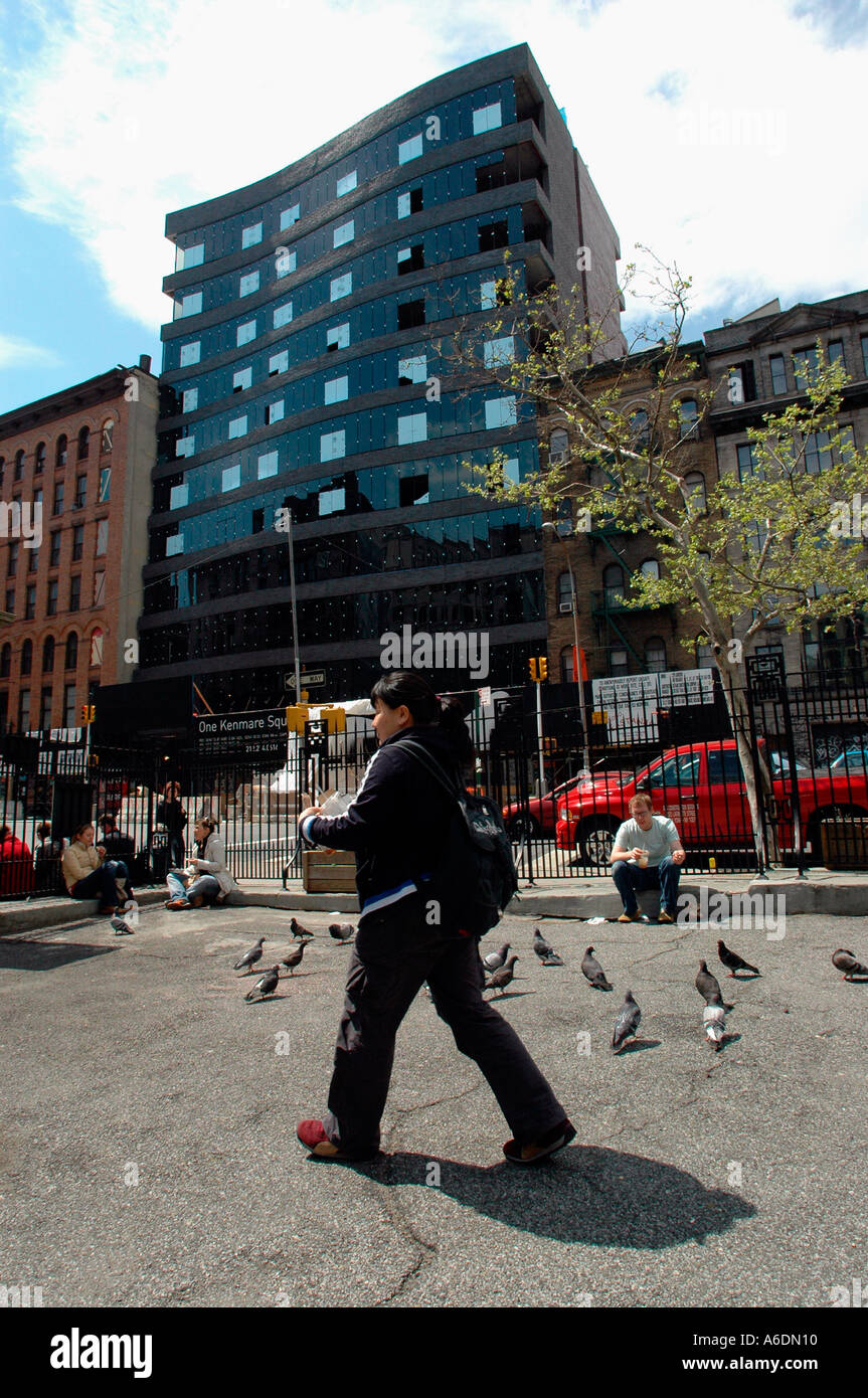 Uno Kenmare Square e Lt Petrosino piazza di Soho a New York City Foto Stock